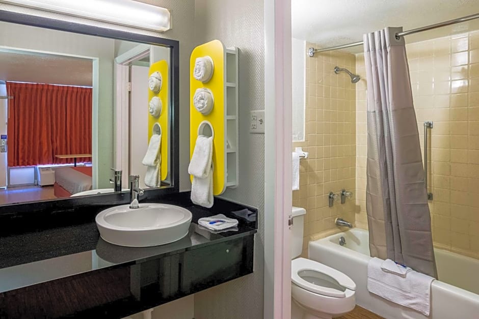 Motel 6-Marietta, GA - Atlanta Northwest