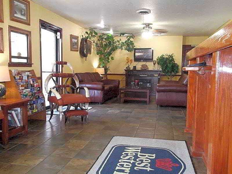 Best Western Village Inn