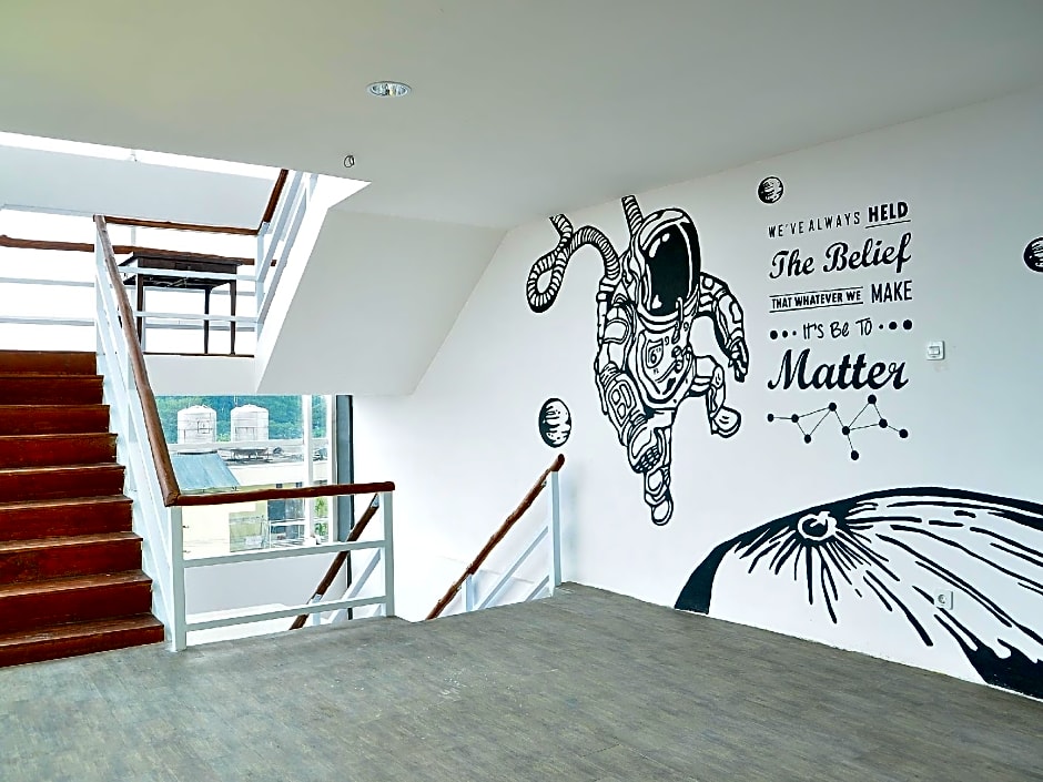 Summer Bed And Breakfast Hotel