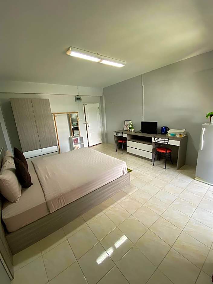 Burapha Bangsaen Garden Apartment