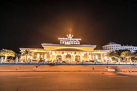 Dynasty Casino Hotel