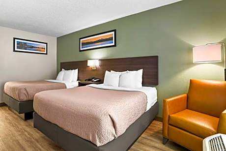 Queen Room with Two Queen Beds - Non-Smoking