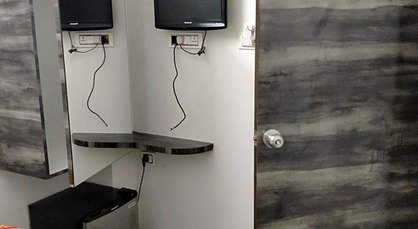 Hotel Broadway Colaba