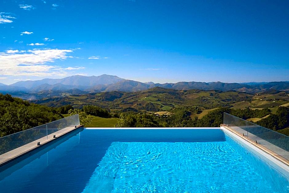 Aura Relais