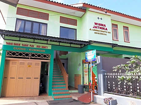 OYO Life 2884 Wisma Jatnika Syariah