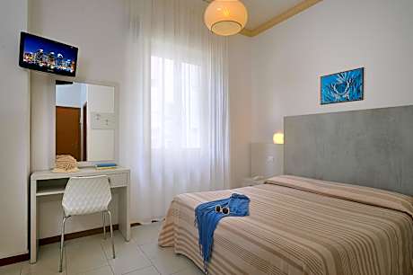 Economy Quadruple Room