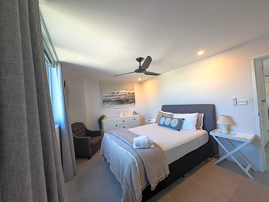 Tradewinds Apartments