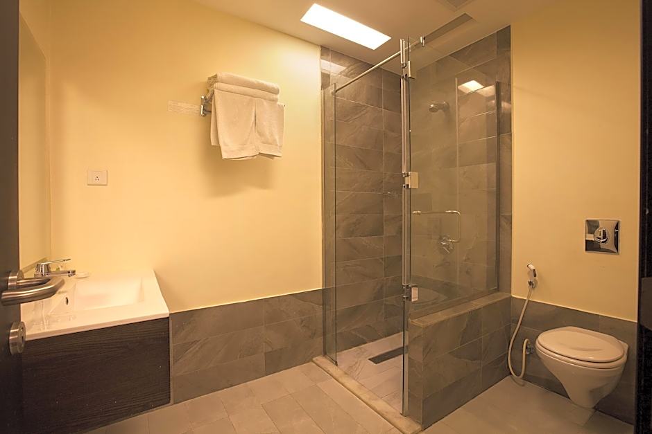 Grand Lily Hotel Suites