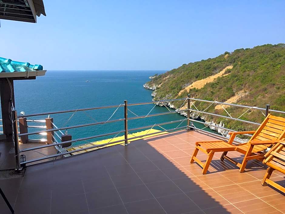 Yellow House Koh Sichang