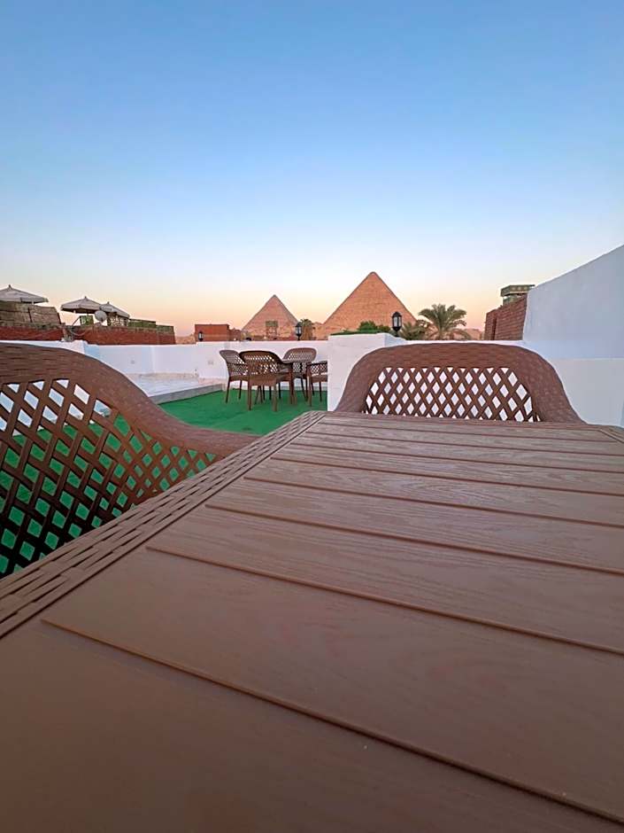 Imperial Pyramids View Inn