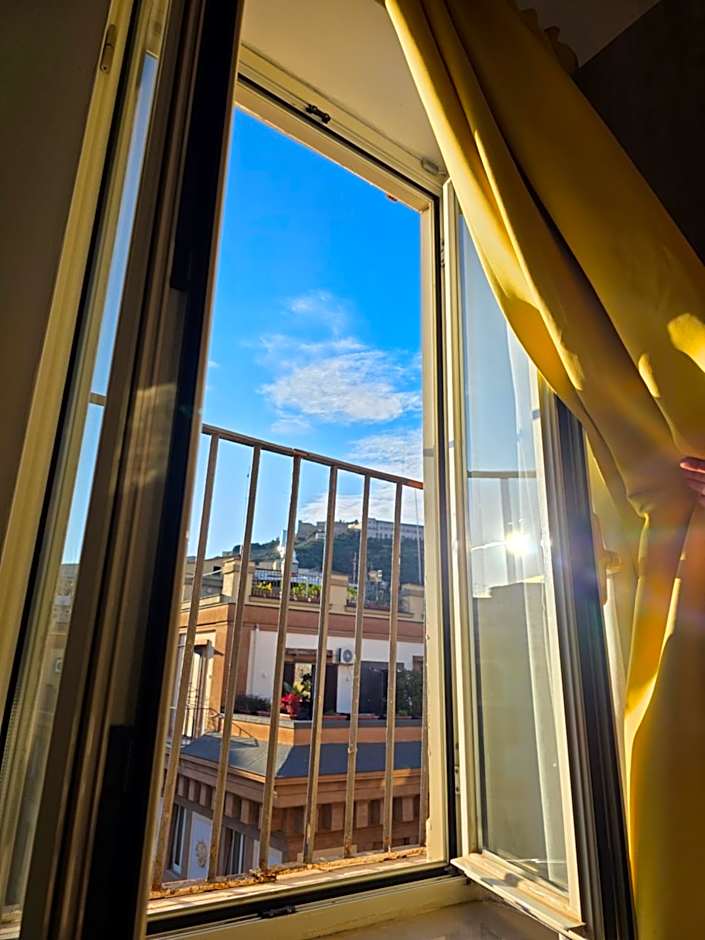BARBAJA SUITES IN STREET TOLEDO 205