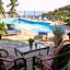 Stafylos Suites & Boutique hotel