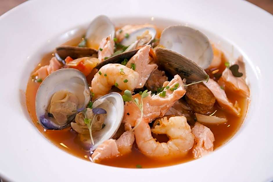 Crowne Plaza Executive Center Baton Rouge By IHG