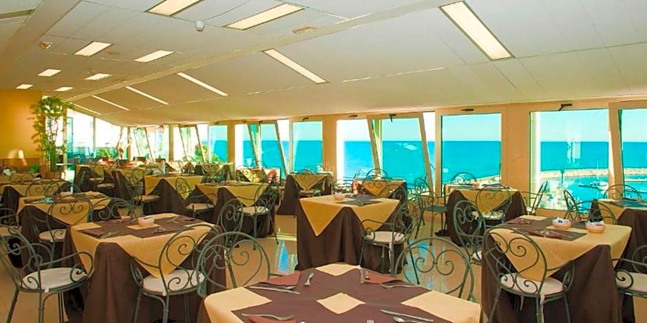 Hotel Borgo Marina