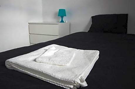 Single Room with Private Bathroom
