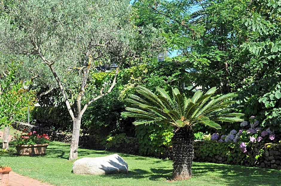 Hotel Tirrena Bike & Country Hotel