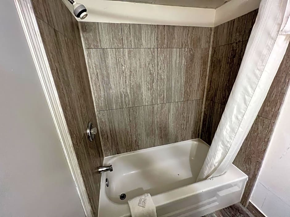 Saskatoon Thriftlodge