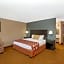 AmericInn by Wyndham Coralville