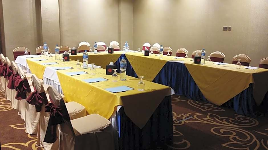 Ramee Guestline Hotel