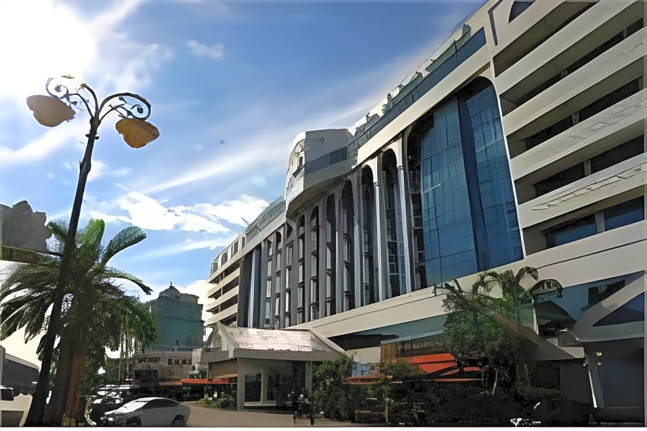 The Centrepoint Hotel