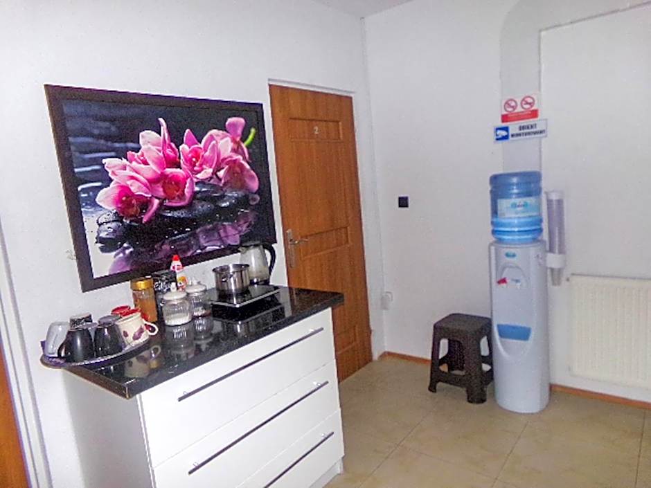 Motelik White House - pokoje gościnne