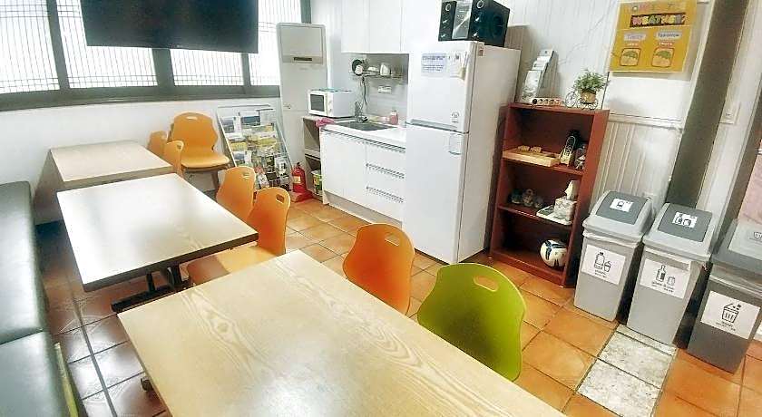 Masil Guesthouse Jeju
