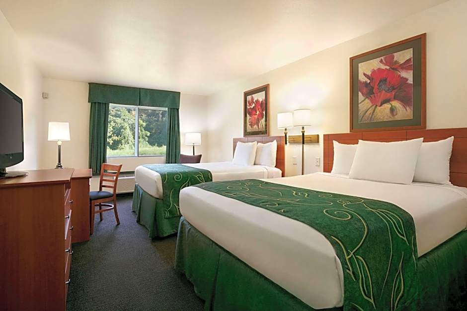 Travelodge by Wyndham Low Moor Near Covington