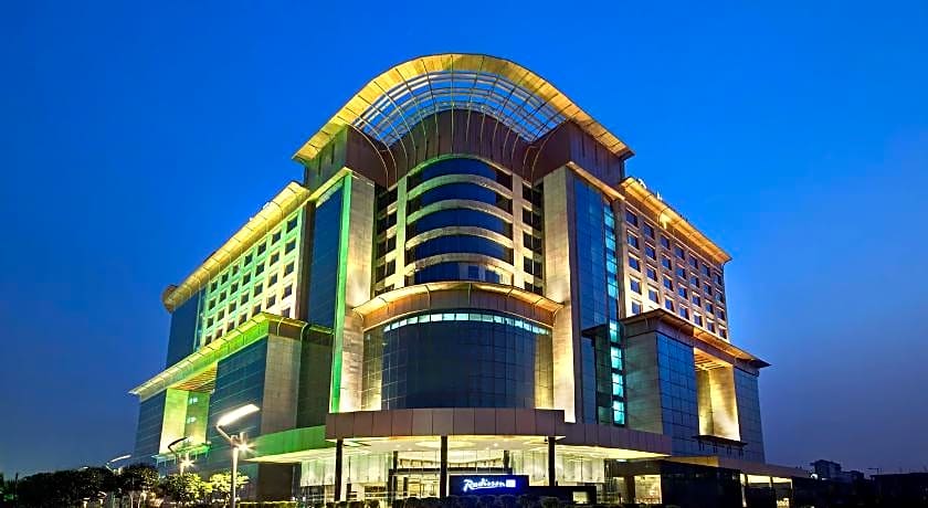 Hotel Radisson Blu Kaushambi Delhi NCR