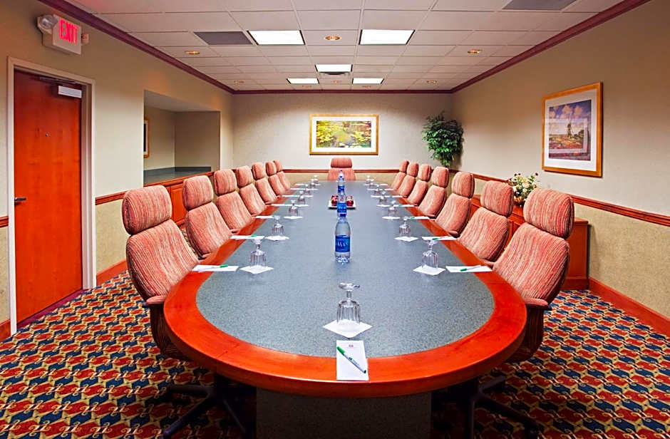 Holiday Inn Cincinnati-Eastgate By IHG