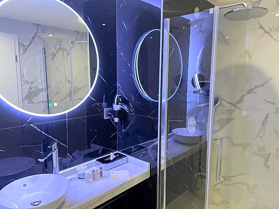 Brit Hotel Paris Orly Rungis