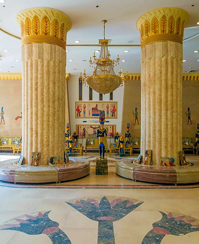 Regency Pyramids Hotel