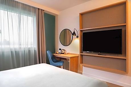 King Room with Balcony