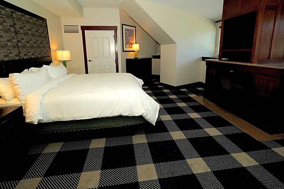 Heavenly Village Condos - Grand Residence