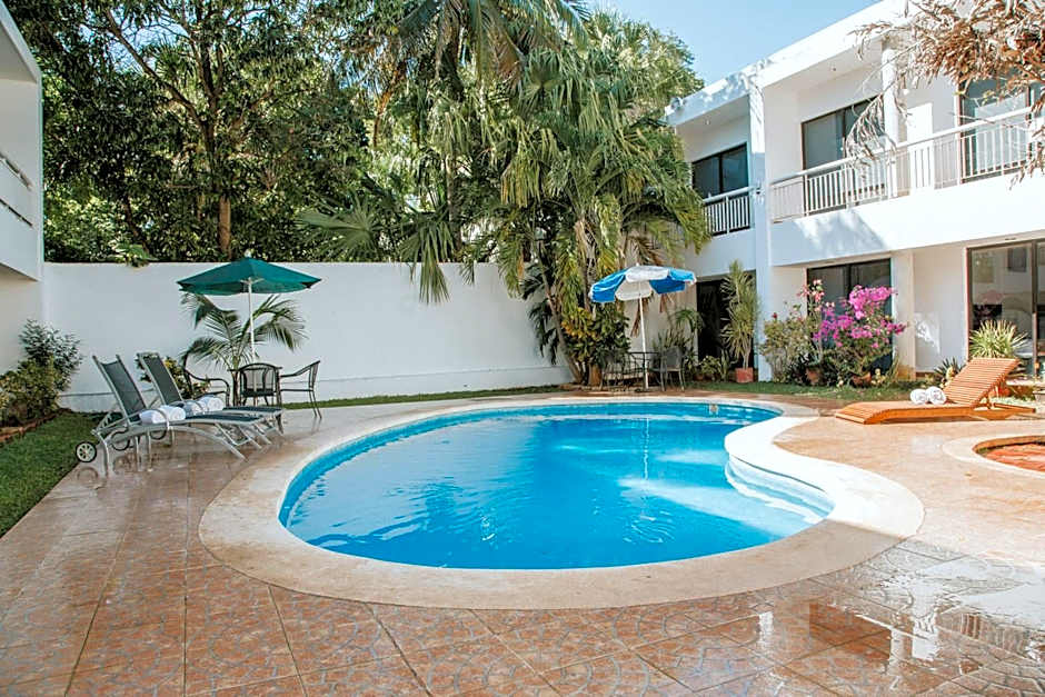 Hotel Holly
