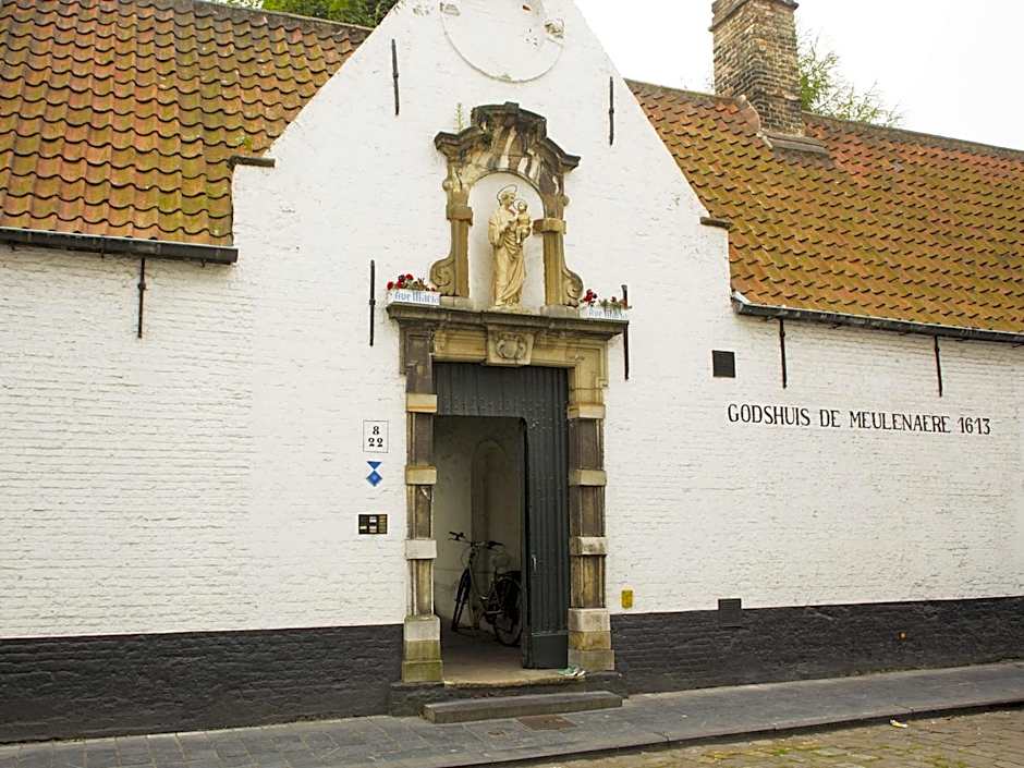 B&B Alphabet - Luxury Guesthouse and Art Gallery