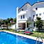 Yonca Anjelika Hotel