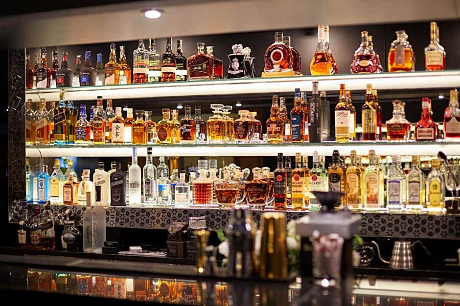 Heron Live Hotel Marina & SPA