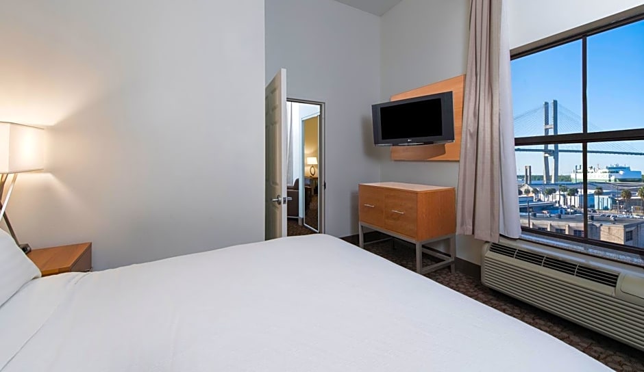 Holiday Inn Savannah Historic District by IHG