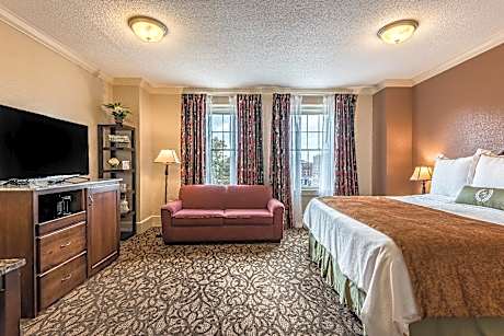 1 King Bed, Nonsmoking, Upgrade