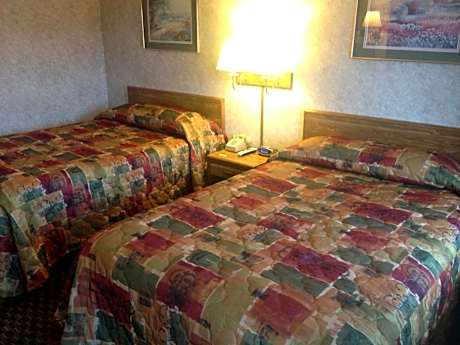 Double Room with Two Double Beds - Non-Smoking