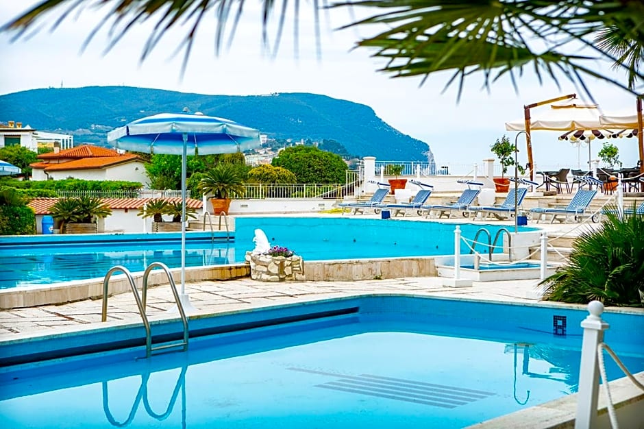 Hotel Numana Palace