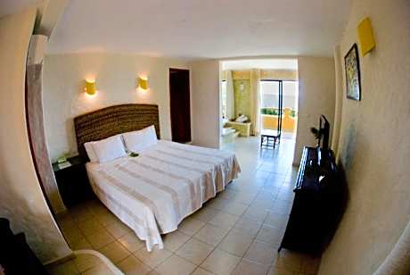 One-Bedroom Suite - Sea Front