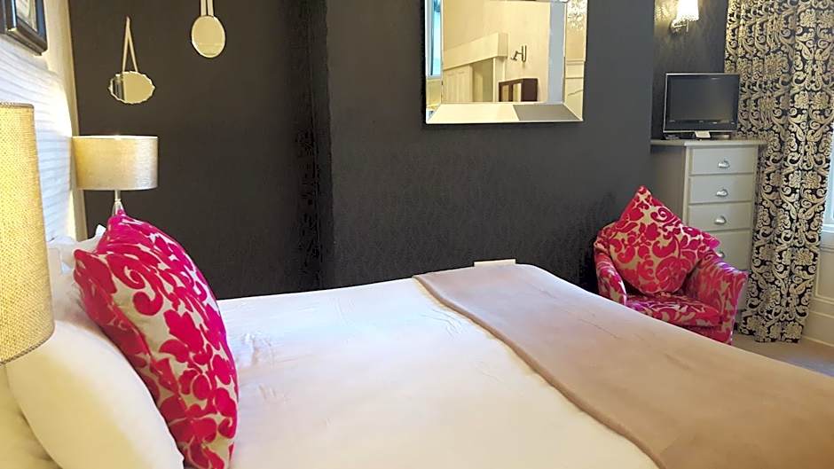 The Ambassador Townhouse