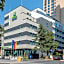 Premier Inn Frankfurt Westend Hotel