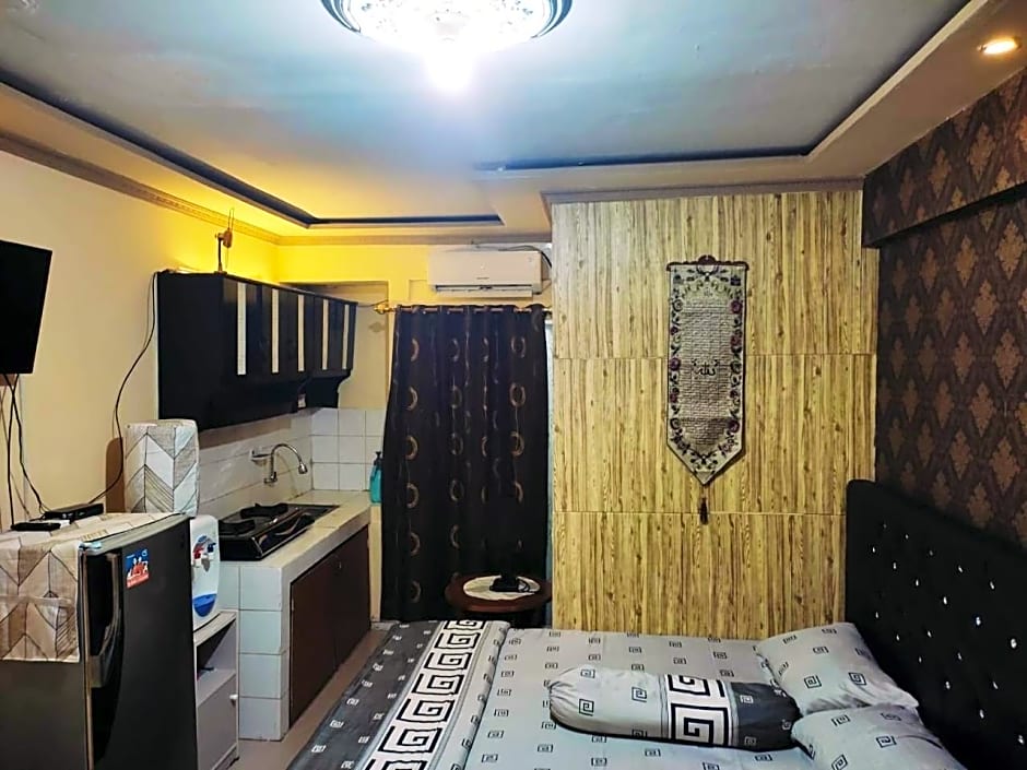 Lily's Room At Apartemen Cibubur Village By FPH
