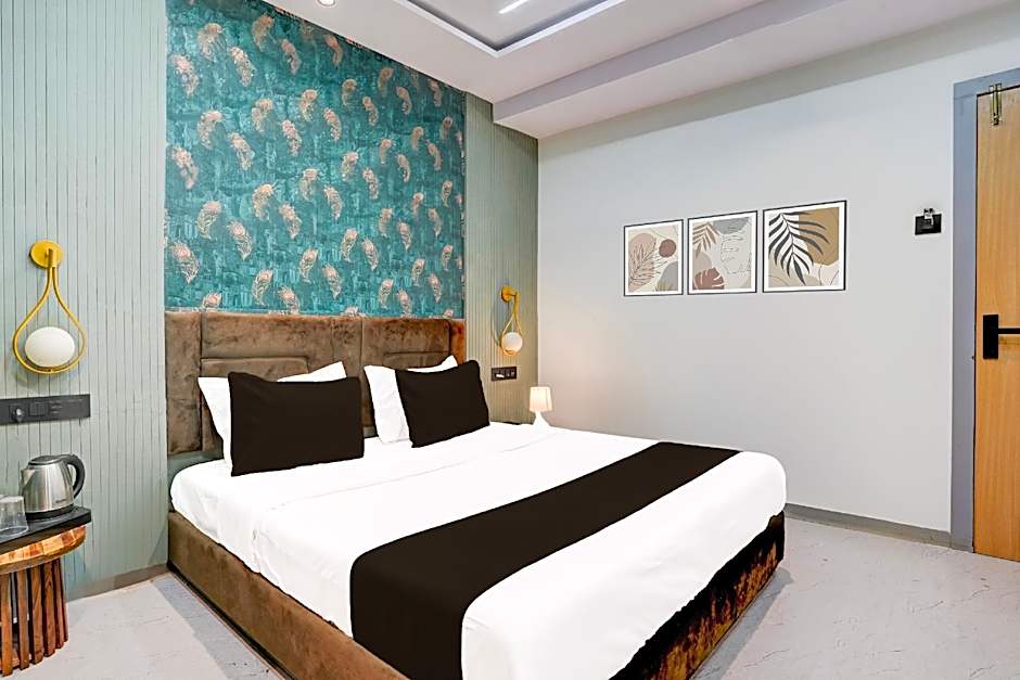 Super Collection O Adajan Surat