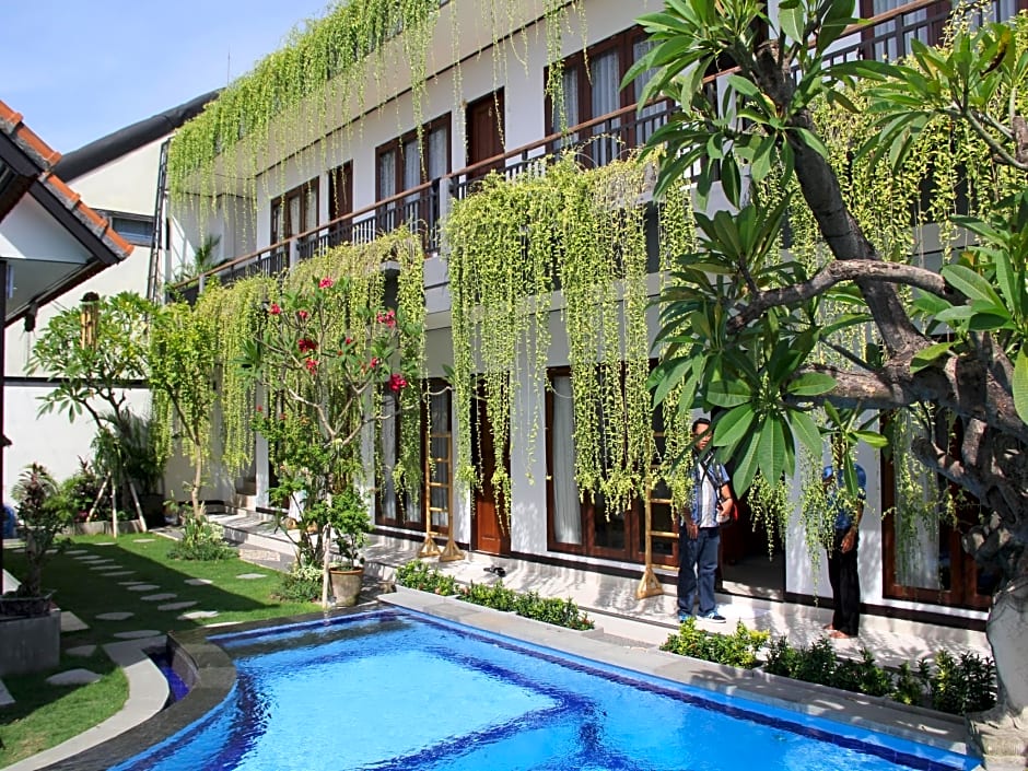 Bali Fullmoon Guesthouse