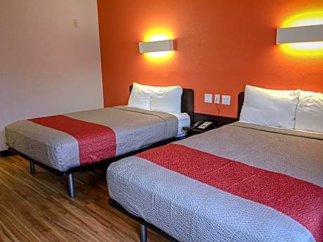 Deluxe Quadruple Room - Smoking