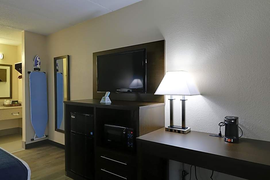 Baymont by Wyndham Ridgeland I-95