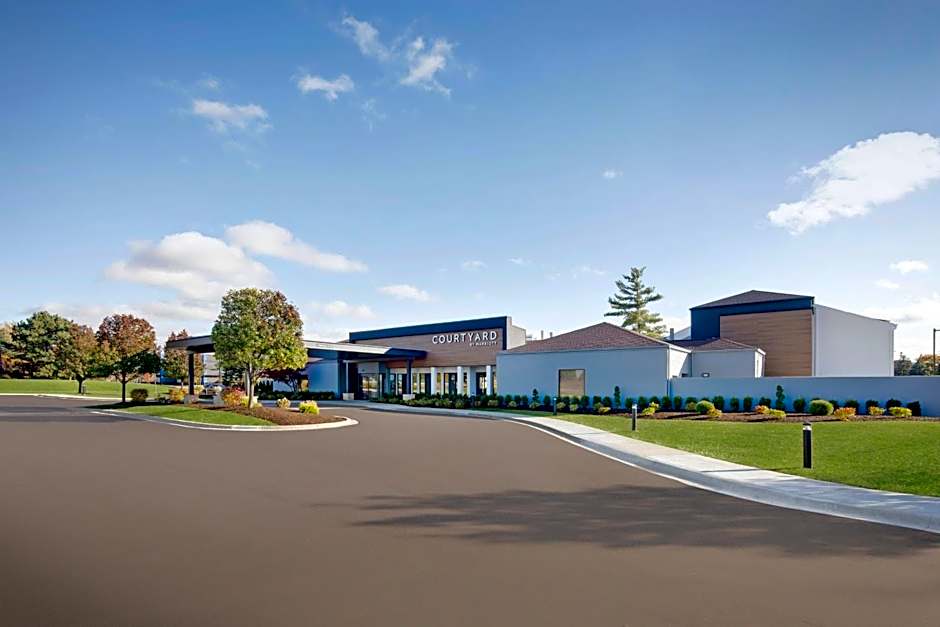Courtyard by Marriott Detroit Southfield